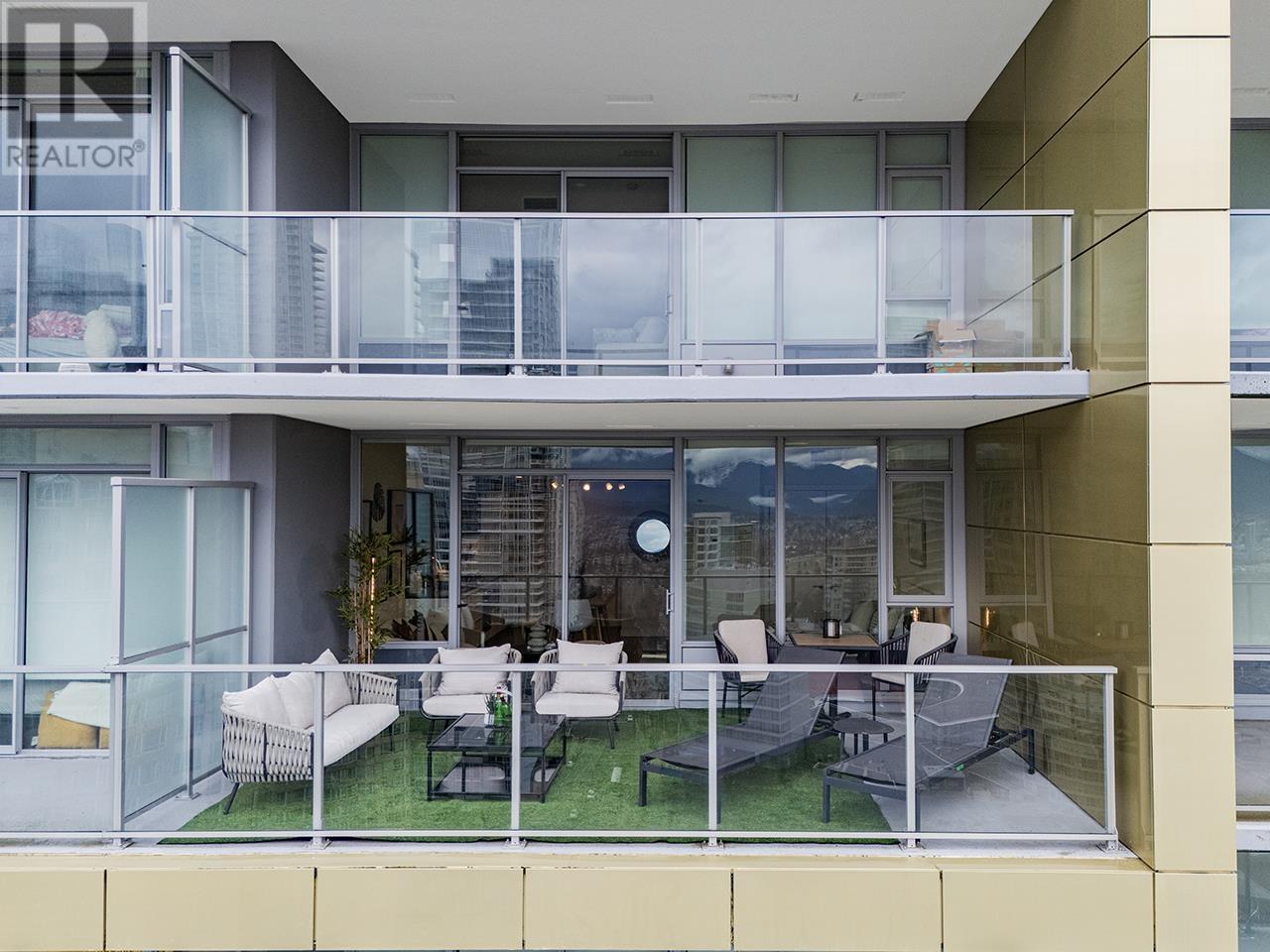 Listing Picture 15 of 31 : 2301 6383 MCKAY AVENUE, Burnaby / 本拿比 - 魯藝地產 Yvonne Lu Group - MLS Medallion Club Member
