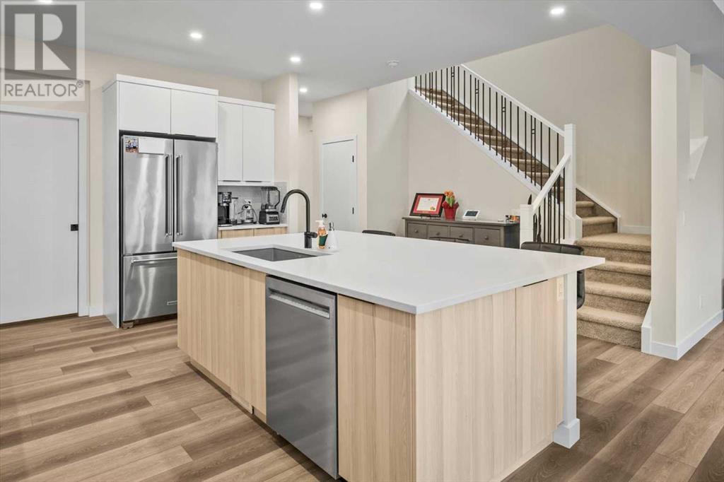 Property at 353 Edith Road NW image 5