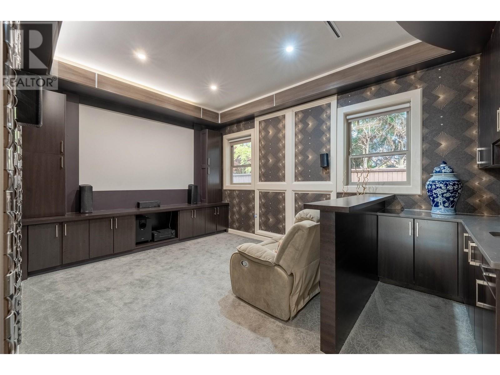 Listing Picture 13 of 28 : 3771 ROSAMOND AVENUE, Richmond / 烈治文 - 魯藝地產 Yvonne Lu Group - MLS Medallion Club Member