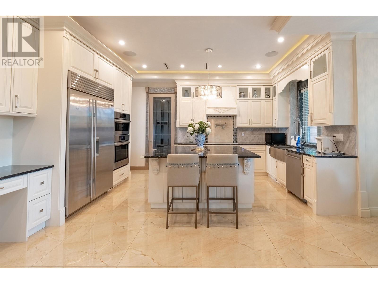 Listing Picture 7 of 28 : 3771 ROSAMOND AVENUE, Richmond / 烈治文 - 魯藝地產 Yvonne Lu Group - MLS Medallion Club Member
