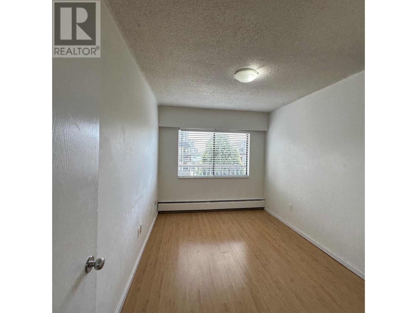 213 123 E 19th Street, North Vancouver, British Columbia  V7L 2Y9 - Photo 8 - R2969107