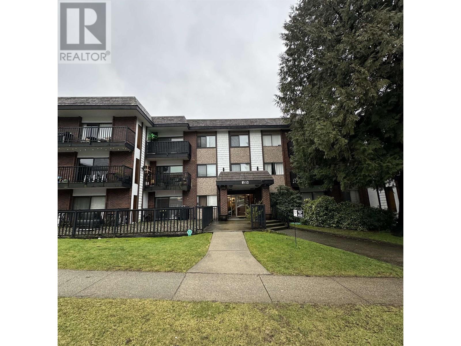 213 123 E 19th Street, North Vancouver, British Columbia  V7L 2Y9 - Photo 15 - R2969107