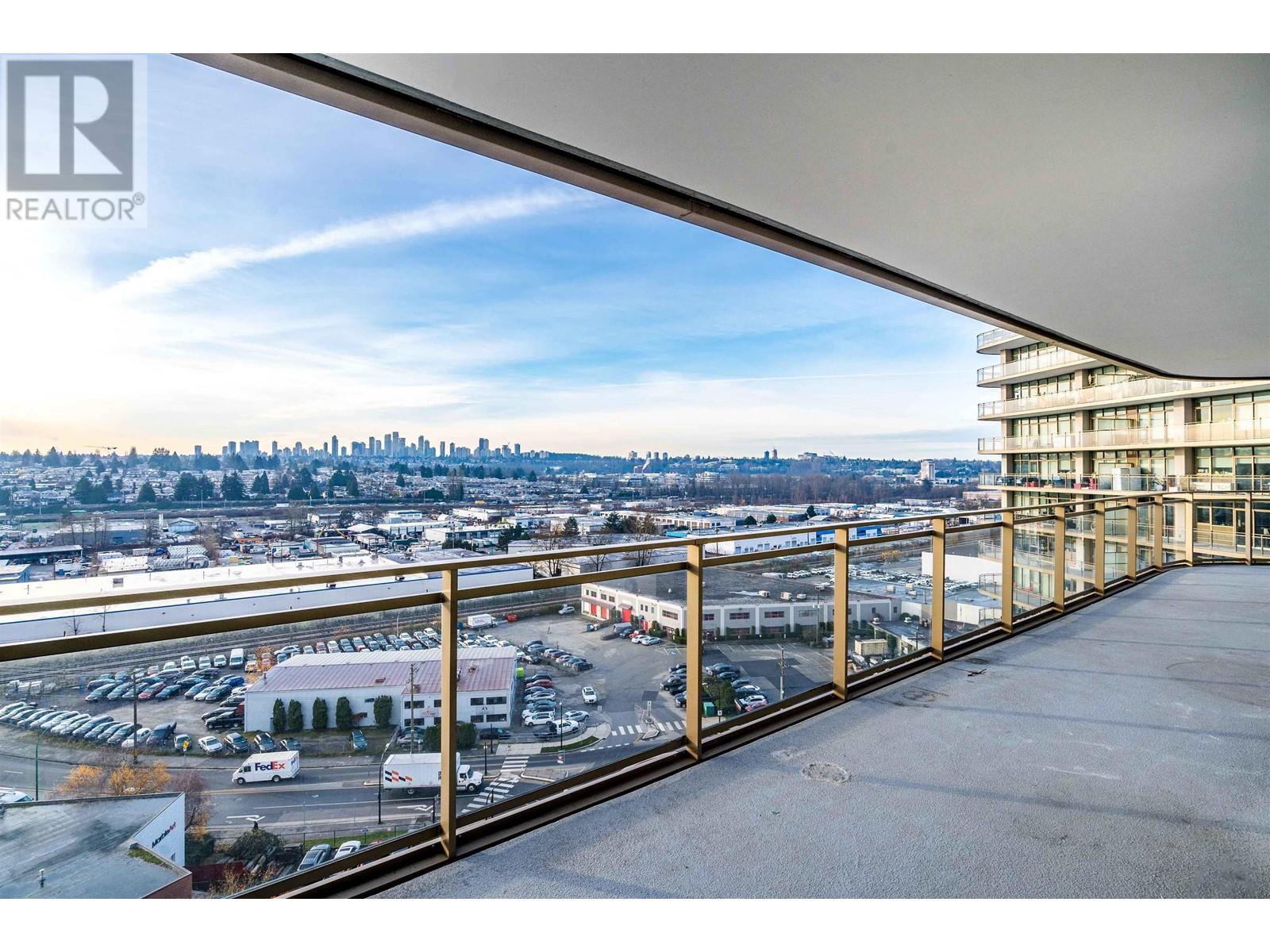 Listing Picture 2 of 39 : 1306 5333 GORING STREET, Burnaby / 本拿比 - 魯藝地產 Yvonne Lu Group - MLS Medallion Club Member