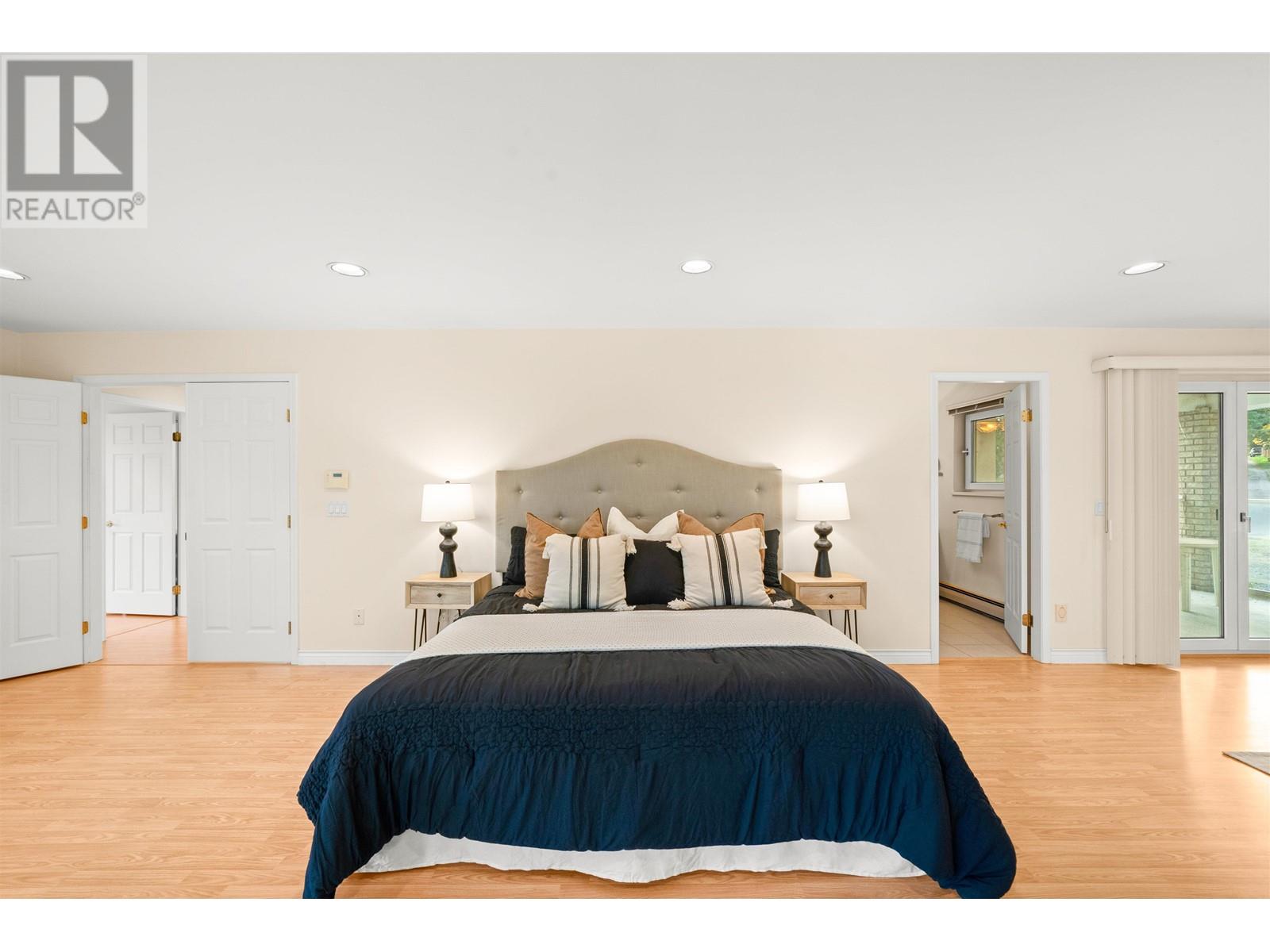2279 Leclair Drive, Coquitlam, British Columbia  V3K 6P5 - Photo 16 - R2961674