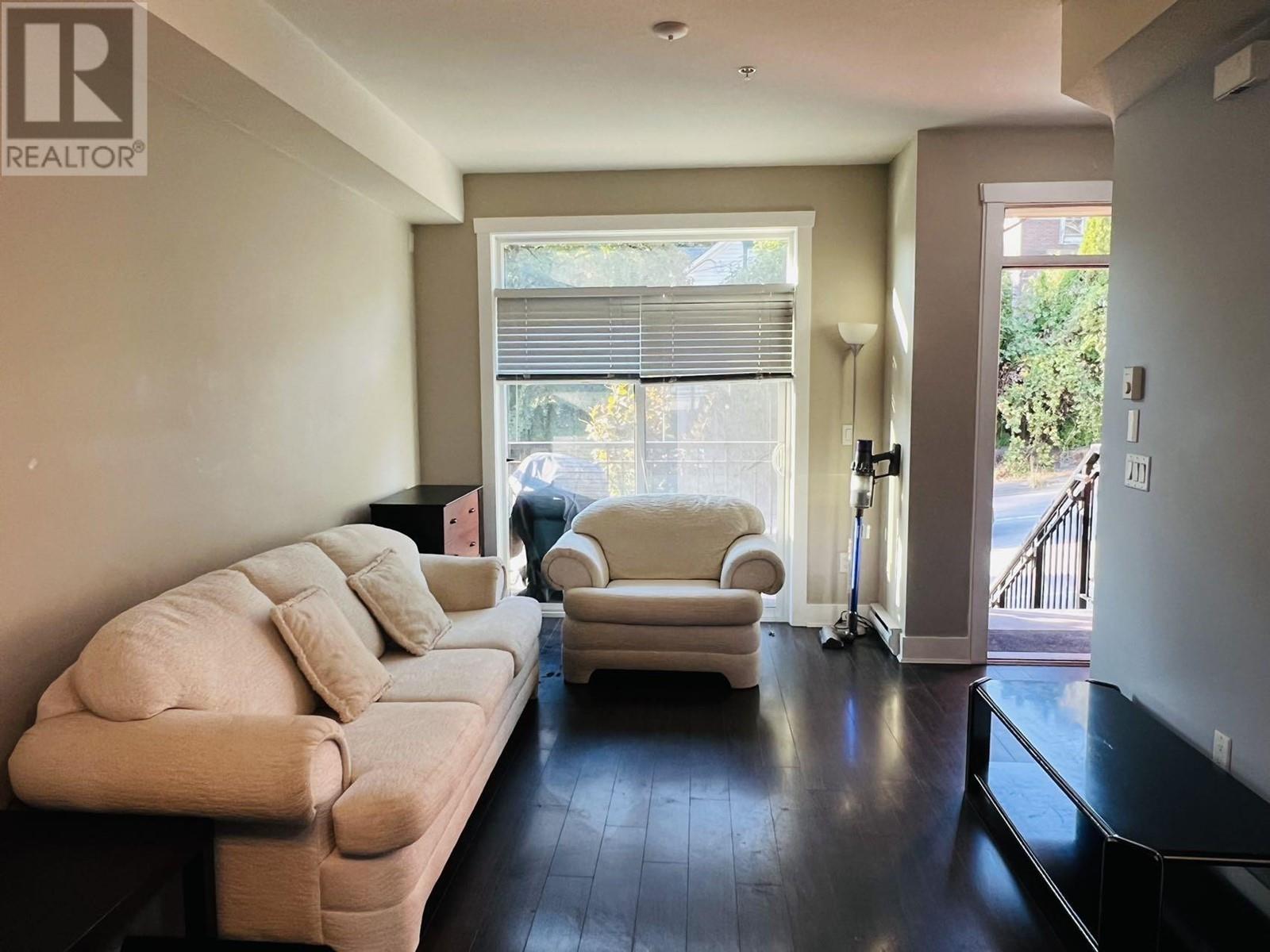Property at 106 828 ROYAL AVENUE image 3