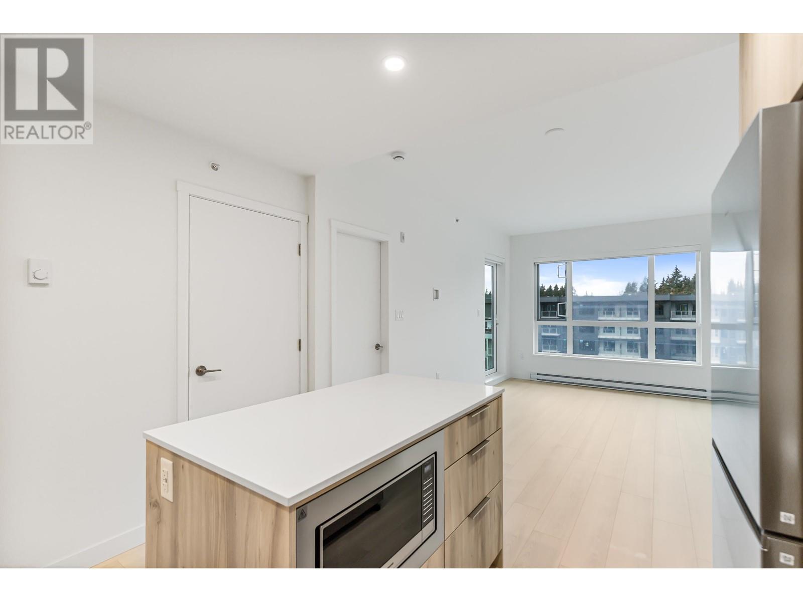 603 3596 Malsum Drive, North Vancouver, British Columbia  V7G 0B5 - Photo 4 - R2974726