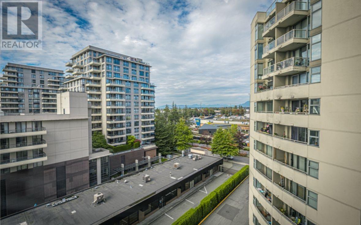 Listing Picture 22 of 22 : 703 8246 LANSDOWNE ROAD, Richmond / 烈治文 - 魯藝地產 Yvonne Lu Group - MLS Medallion Club Member