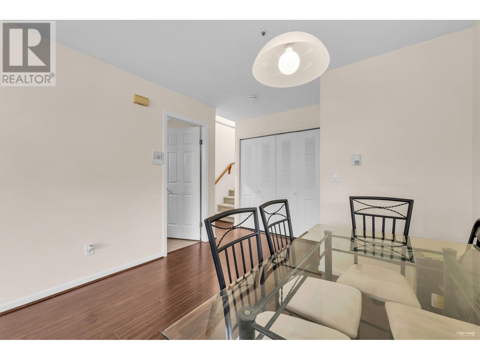 Listing Picture 11 of 28 : 8419 OSLER STREET, Vancouver / 溫哥華 - 魯藝地產 Yvonne Lu Group - MLS Medallion Club Member