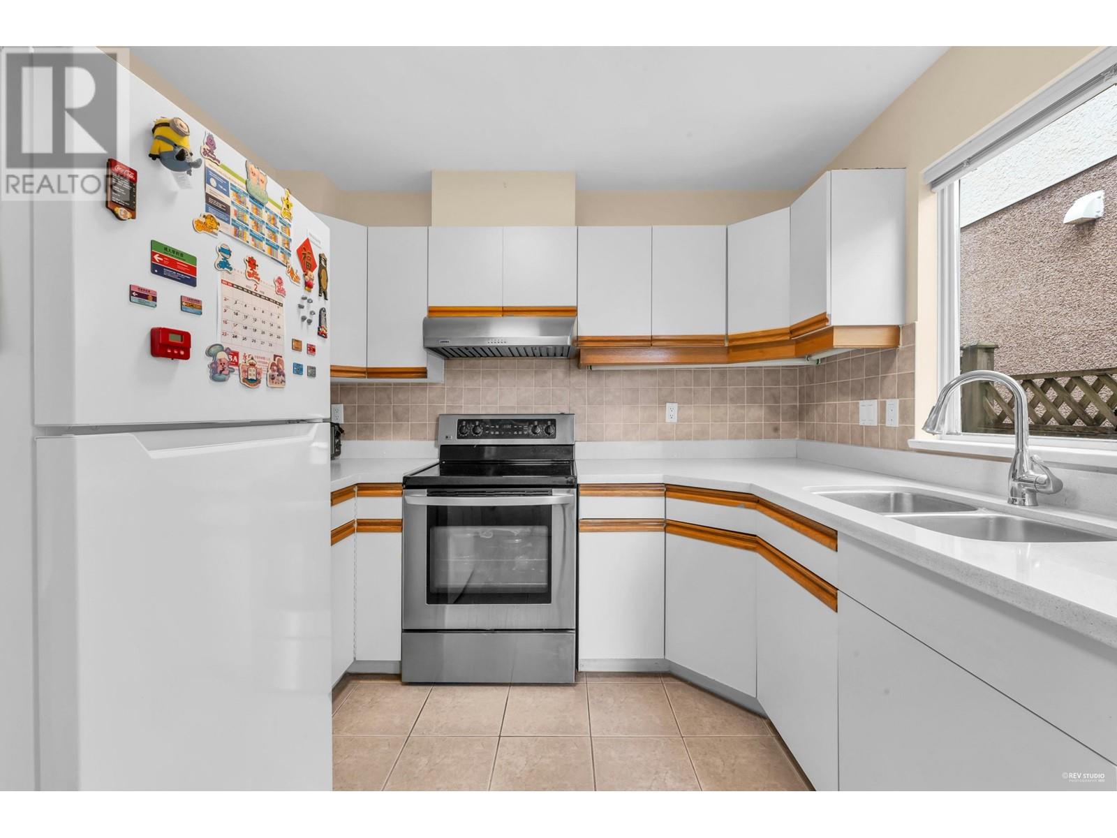 Listing Picture 22 of 28 : 8419 OSLER STREET, Vancouver / 溫哥華 - 魯藝地產 Yvonne Lu Group - MLS Medallion Club Member