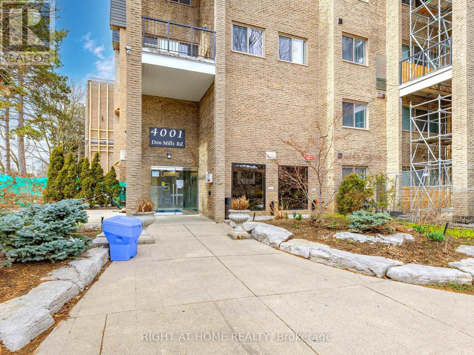 #107 - 4001 Don Mills Road, Toronto, Ontario  M2H 3J8 - Photo 2 - C12006022