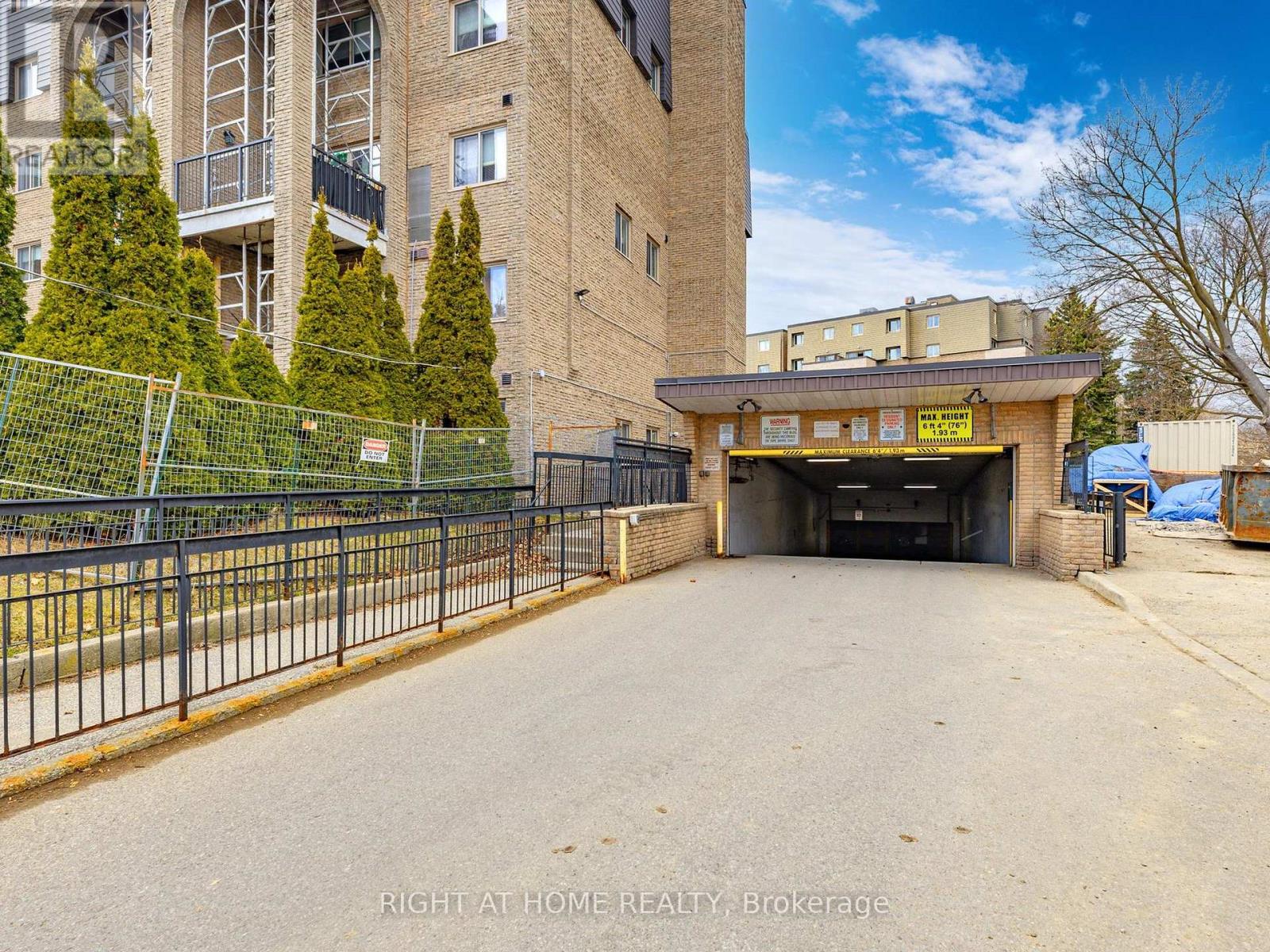 #107 - 4001 Don Mills Road, Toronto, Ontario  M2H 3J8 - Photo 37 - C12006022