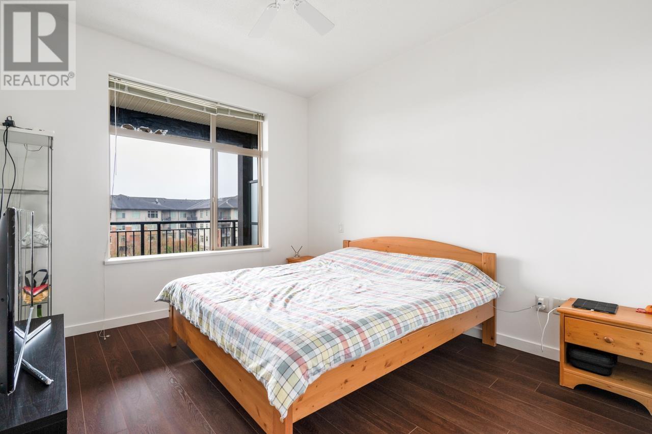 Listing Picture 12 of 16 : 402 9199 TOMICKI AVENUE, Richmond / 烈治文 - 魯藝地產 Yvonne Lu Group - MLS Medallion Club Member