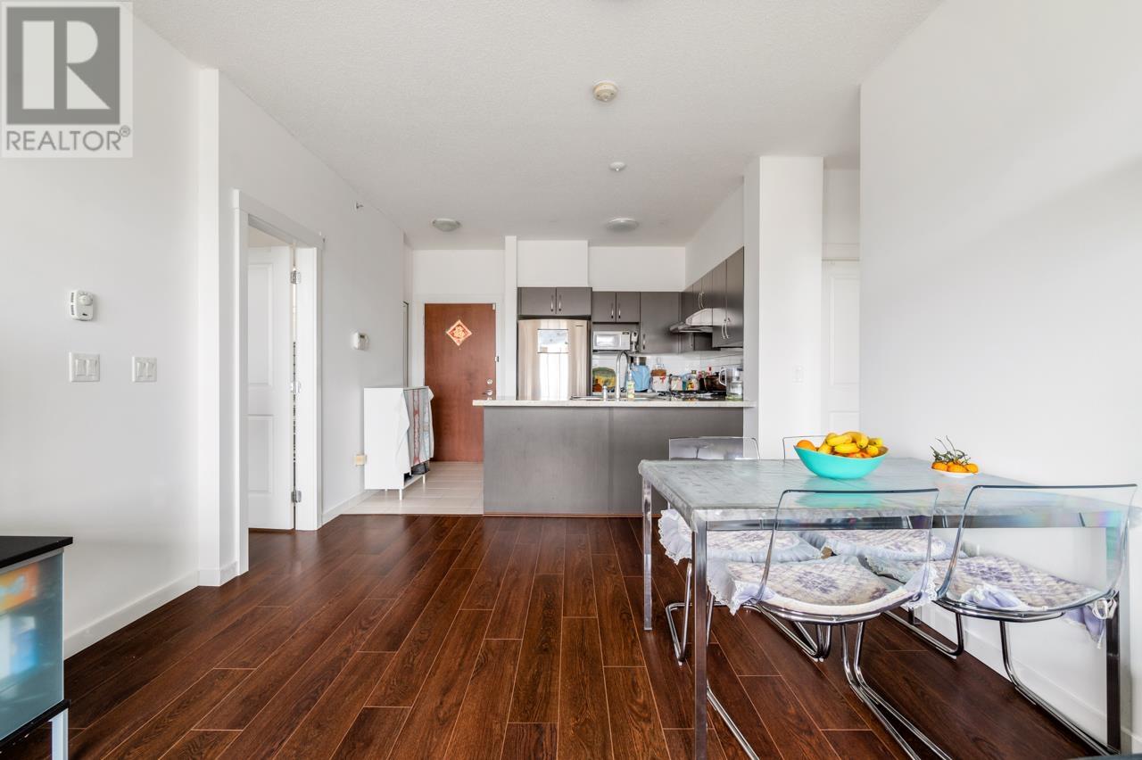 Listing Picture 5 of 16 : 402 9199 TOMICKI AVENUE, Richmond / 烈治文 - 魯藝地產 Yvonne Lu Group - MLS Medallion Club Member