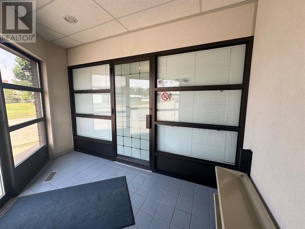 Property at 9804 97 Avenue image 4