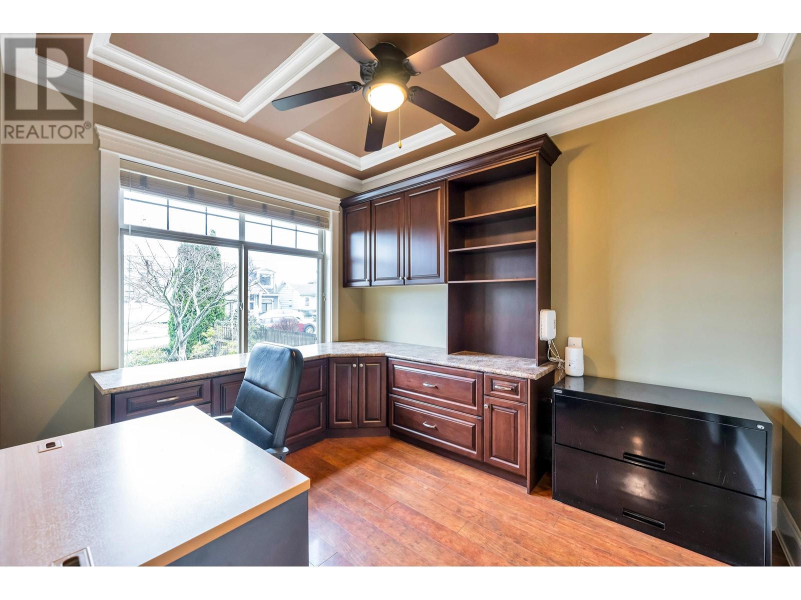 7307 2nd Street, Burnaby, British Columbia  V3N 3P9 - Photo 10 - R2974313