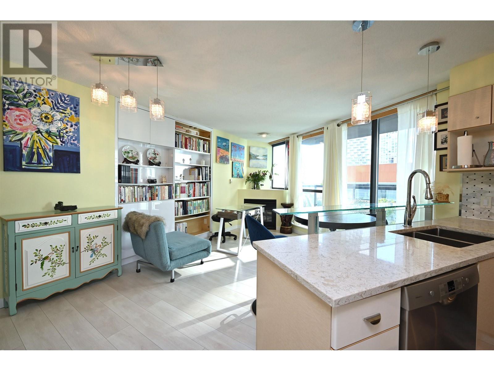 907 501 Pacific Street, Vancouver, British Columbia  V6Z 2X6 - Photo 2 - R2974464