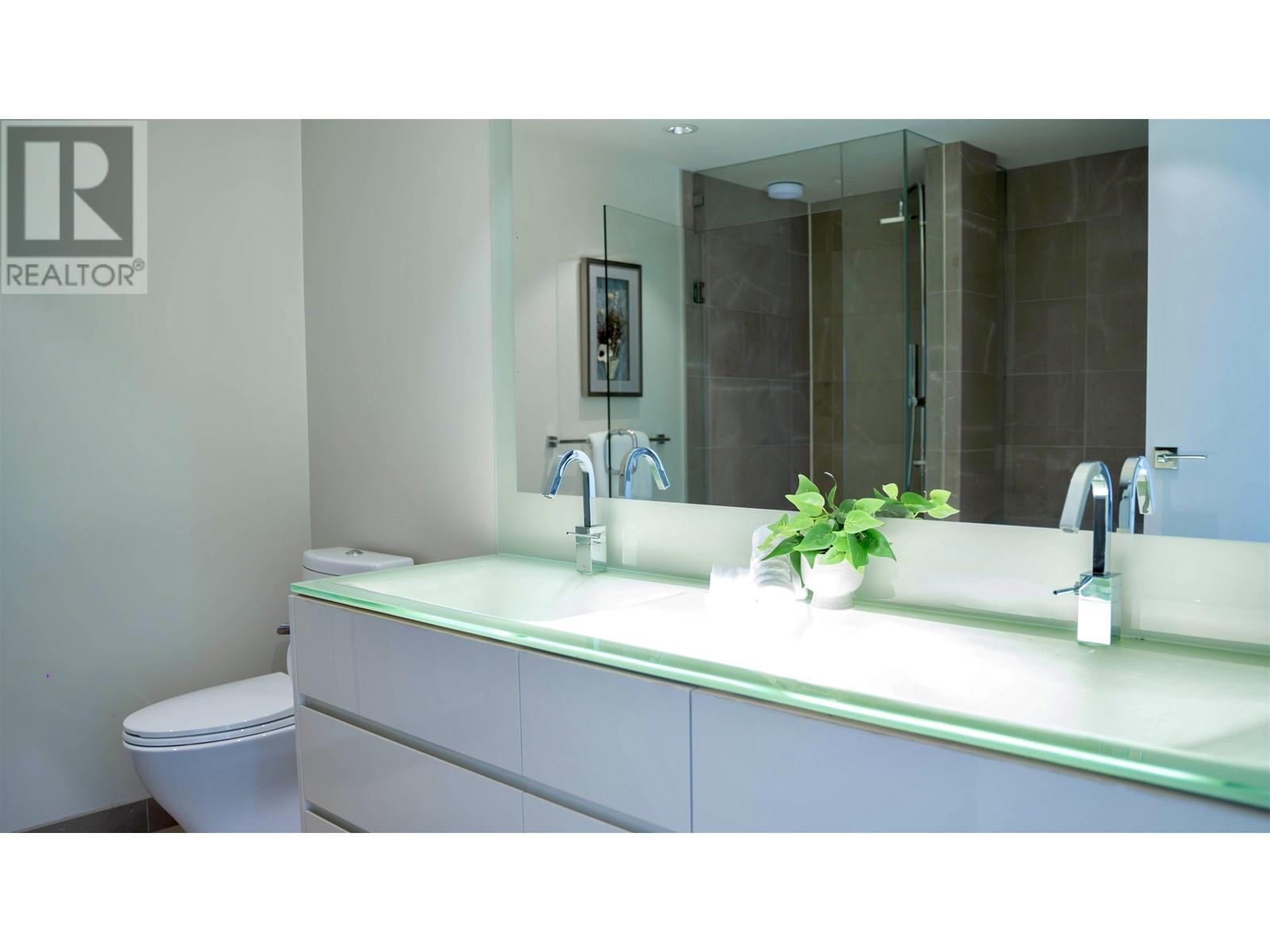 Listing Picture 6 of 16 : 505 8 SMITHE MEWS, Vancouver / 溫哥華 - 魯藝地產 Yvonne Lu Group - MLS Medallion Club Member