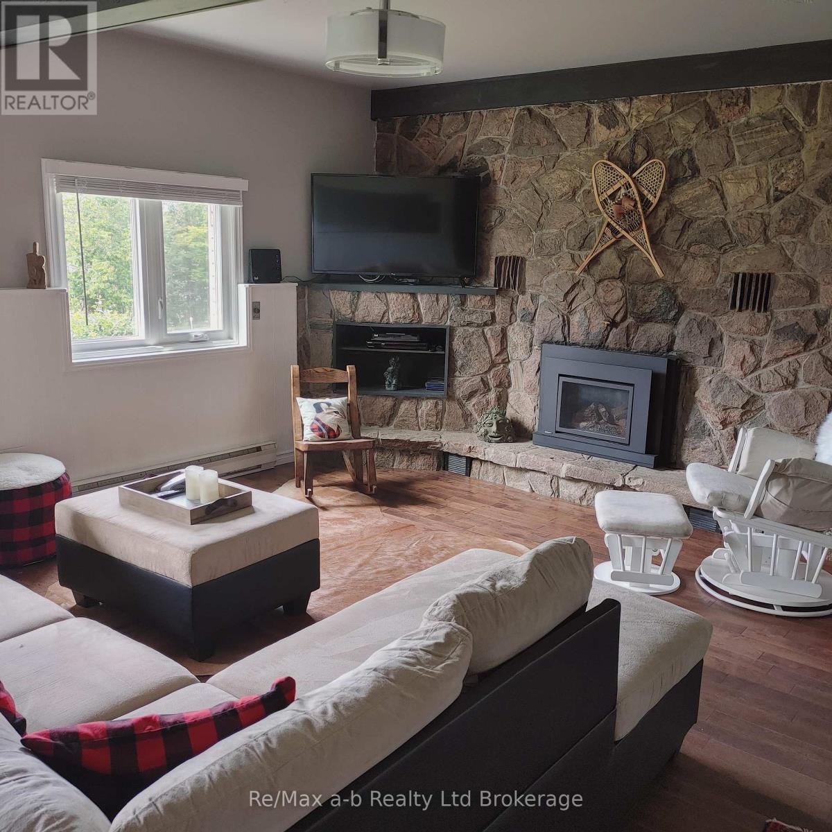 7274 Highway 534, Parry Sound Remote Area, Ontario  P0H 2R0 - Photo 16 - X12006175