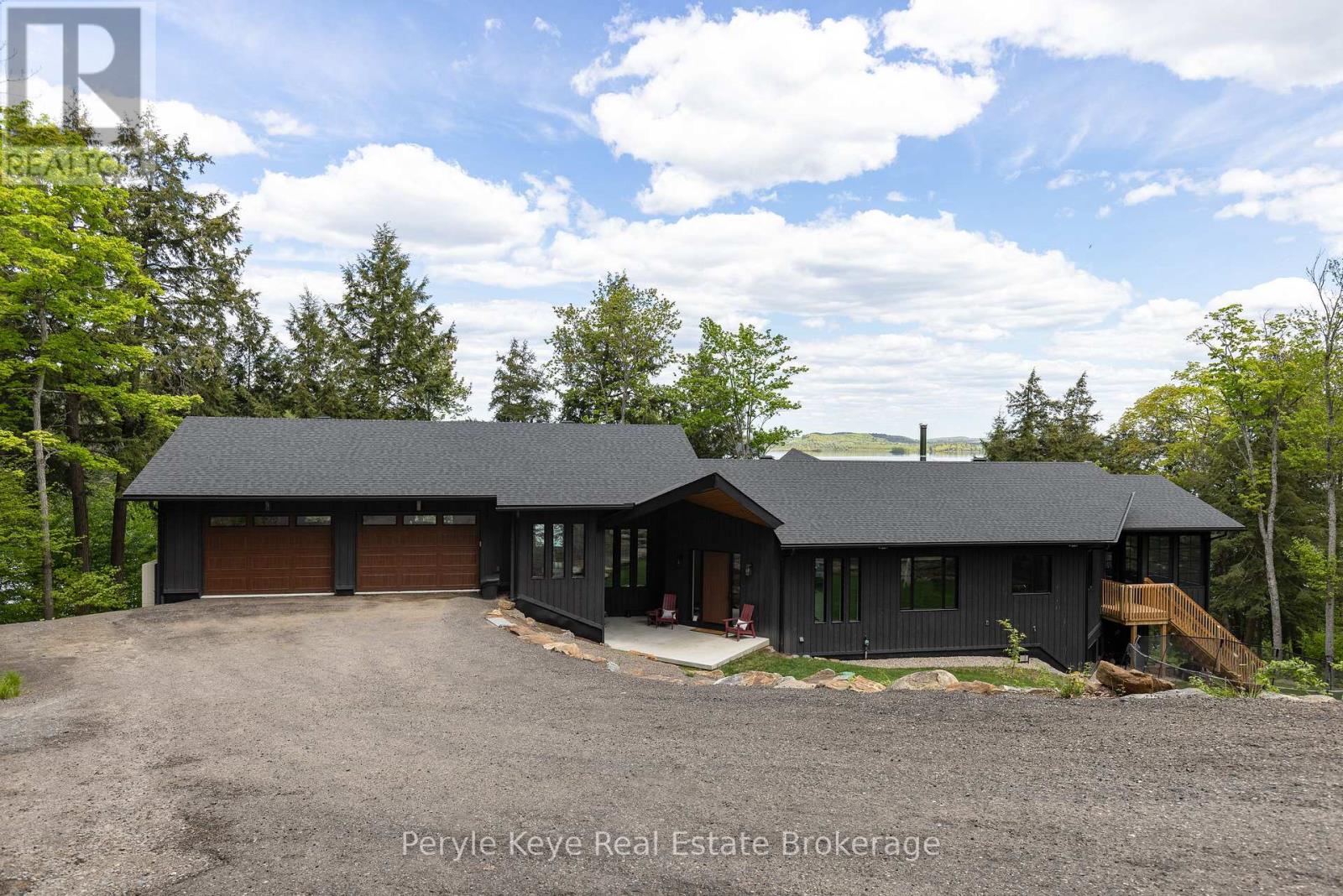 86 Claren Crescent, Huntsville, Ontario  P1H 0C3 - Photo 6 - X12006157