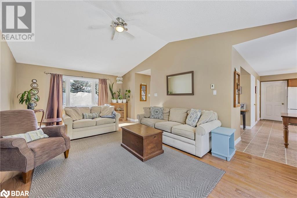 11 Maple Court, Oro-Medonte, Ontario  L0K 1E0 - Photo 10 - 40704025