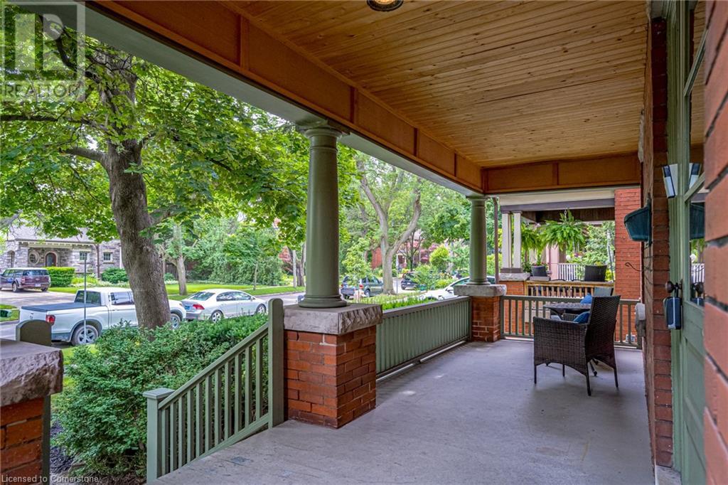 Property at 90 BLAKE Street image 4