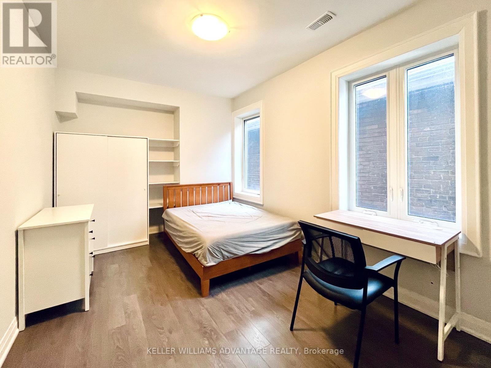 269 Leslie Street, Toronto, Ontario  M4M 3C8 - Photo 12 - E12006174