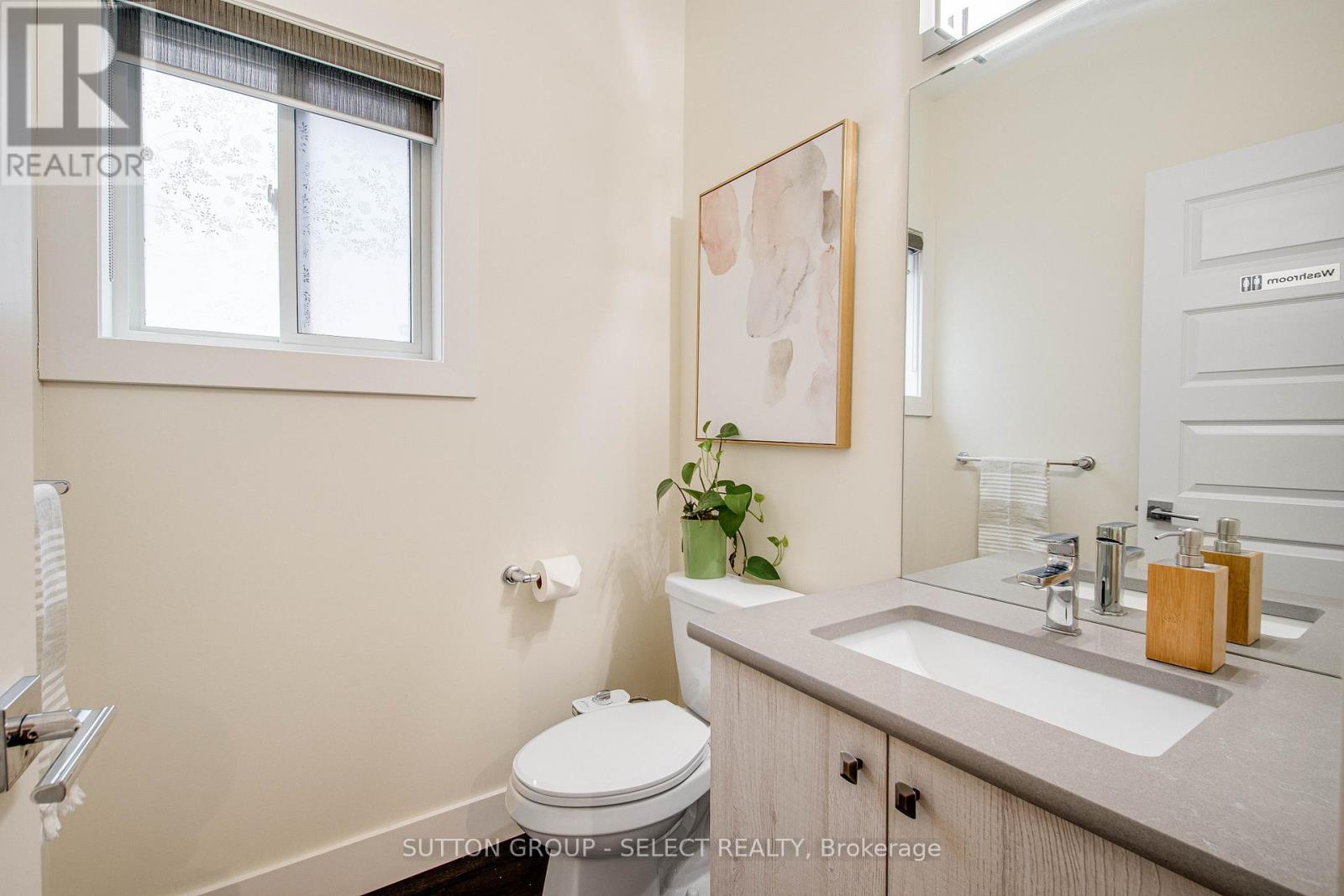 Photo 19 of 50 for 2099 Ironwood Road