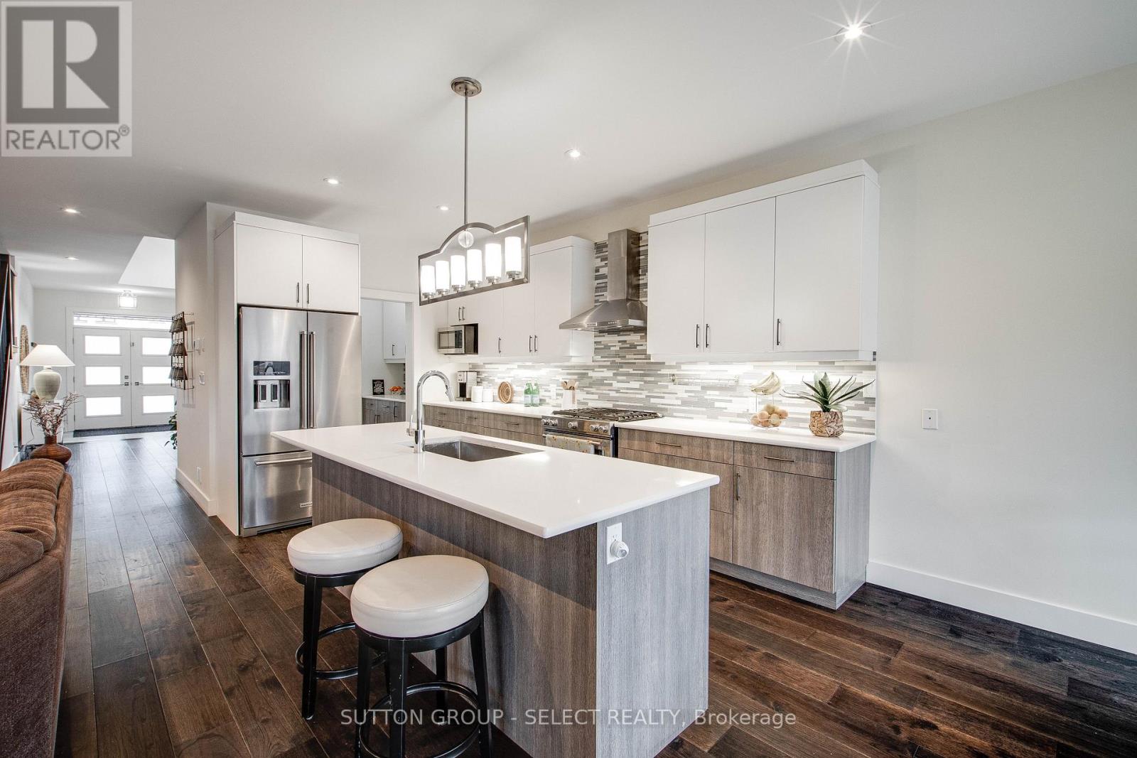 Photo 9 of 50 for 2099 Ironwood Road