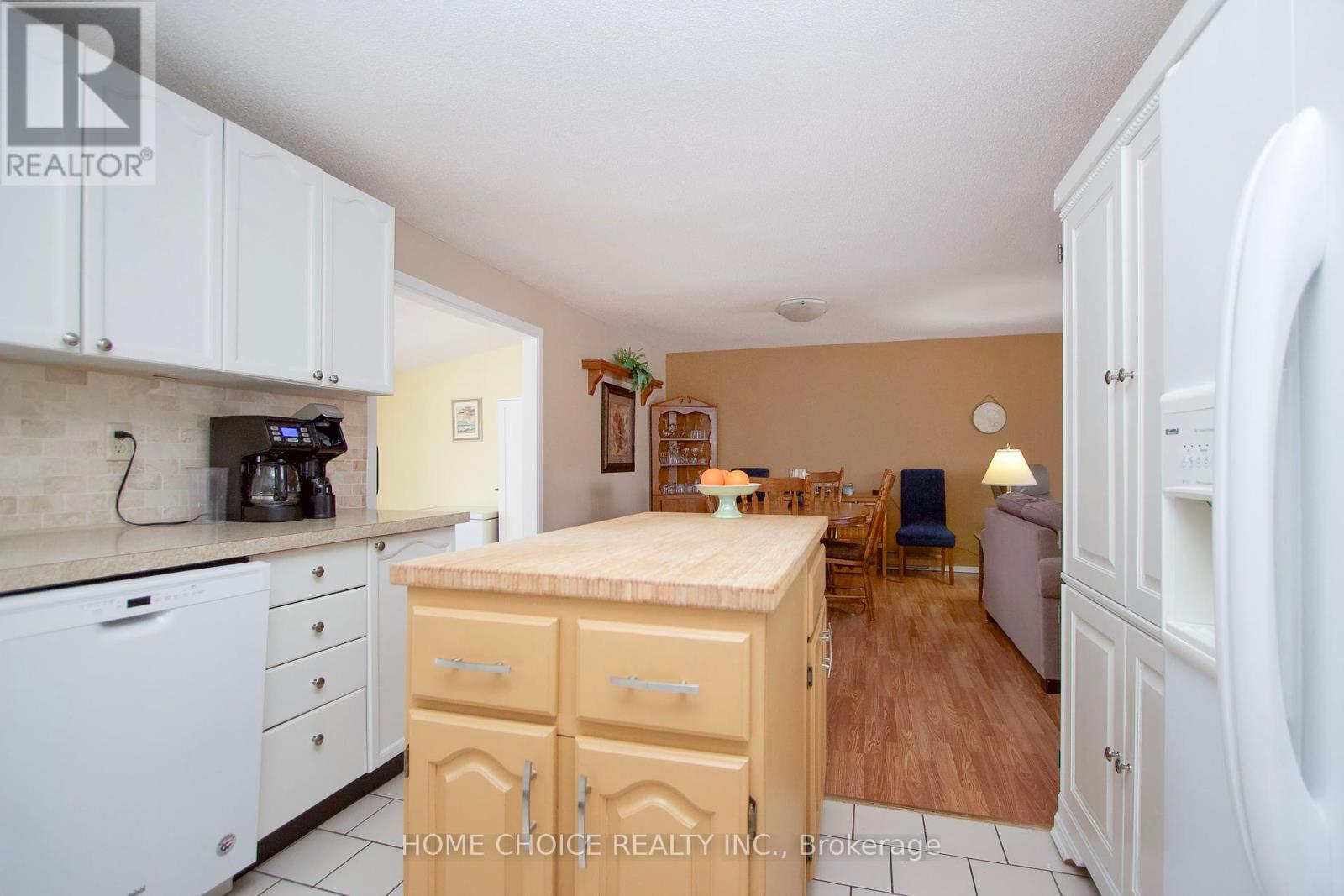 8 Seventh Hole Court, Clarington, Ontario  L1B 1B5 - Photo 11 - E12006208