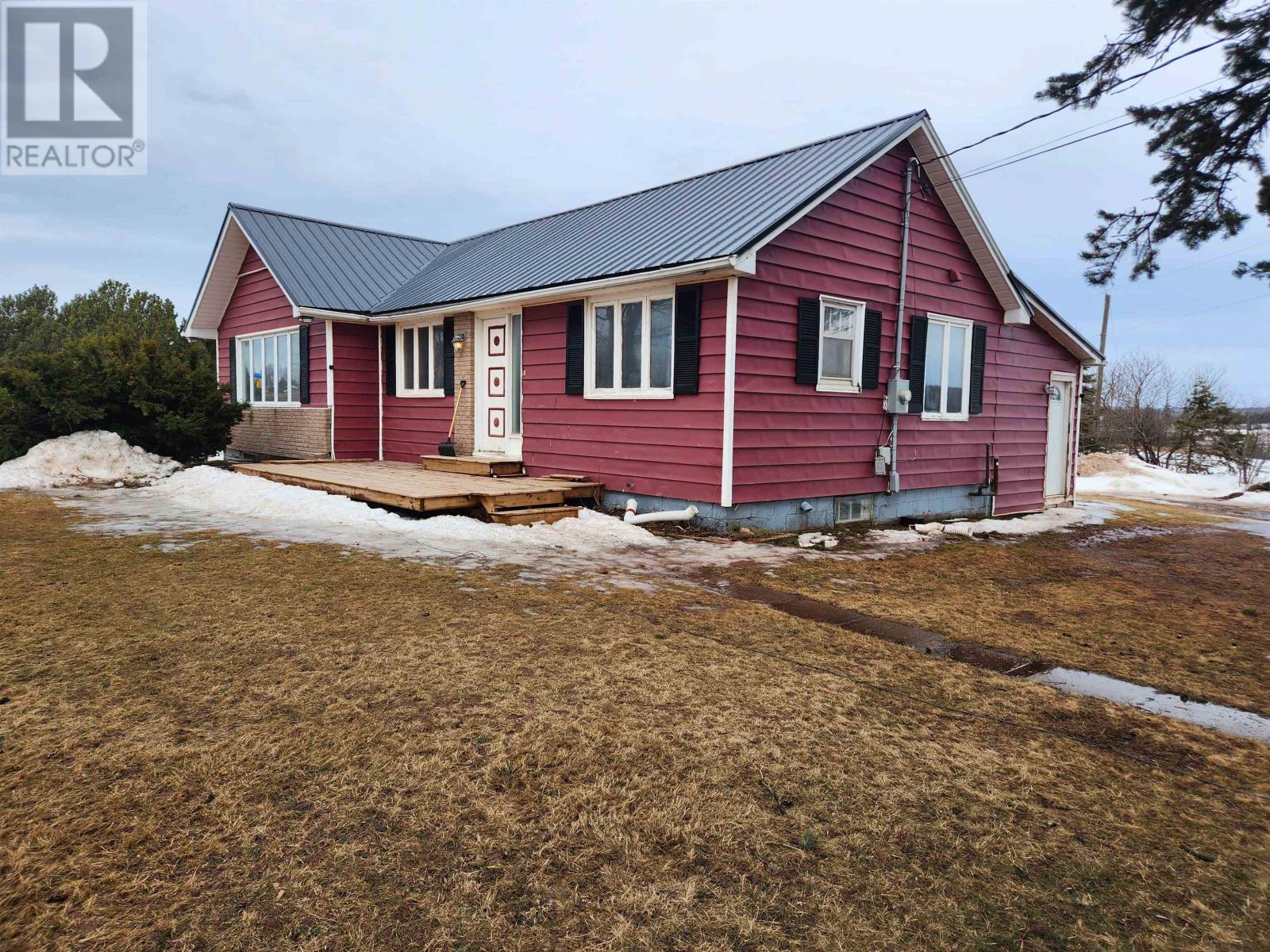 20568 Trans Canada Highway, Crapaud, Prince Edward Island  C0A 1J0 - Photo 1 - 202504358