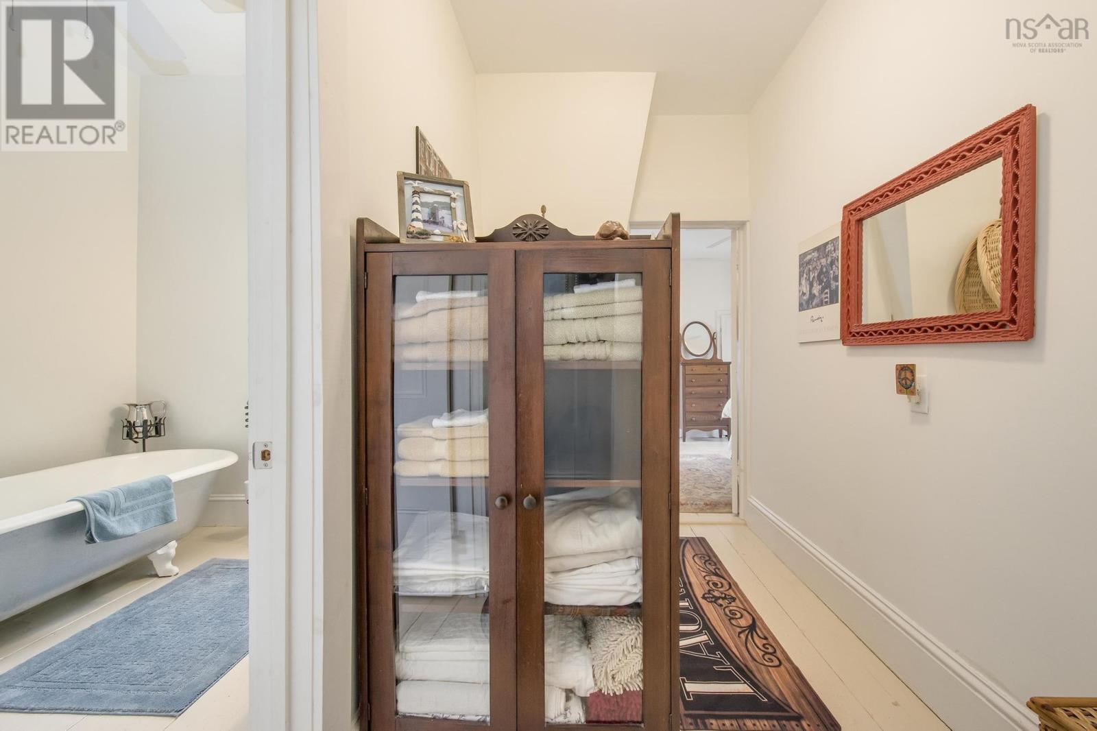 51 Fox Street, Lunenburg, Nova Scotia  B0J 2C0 - Photo 32 - 202504356