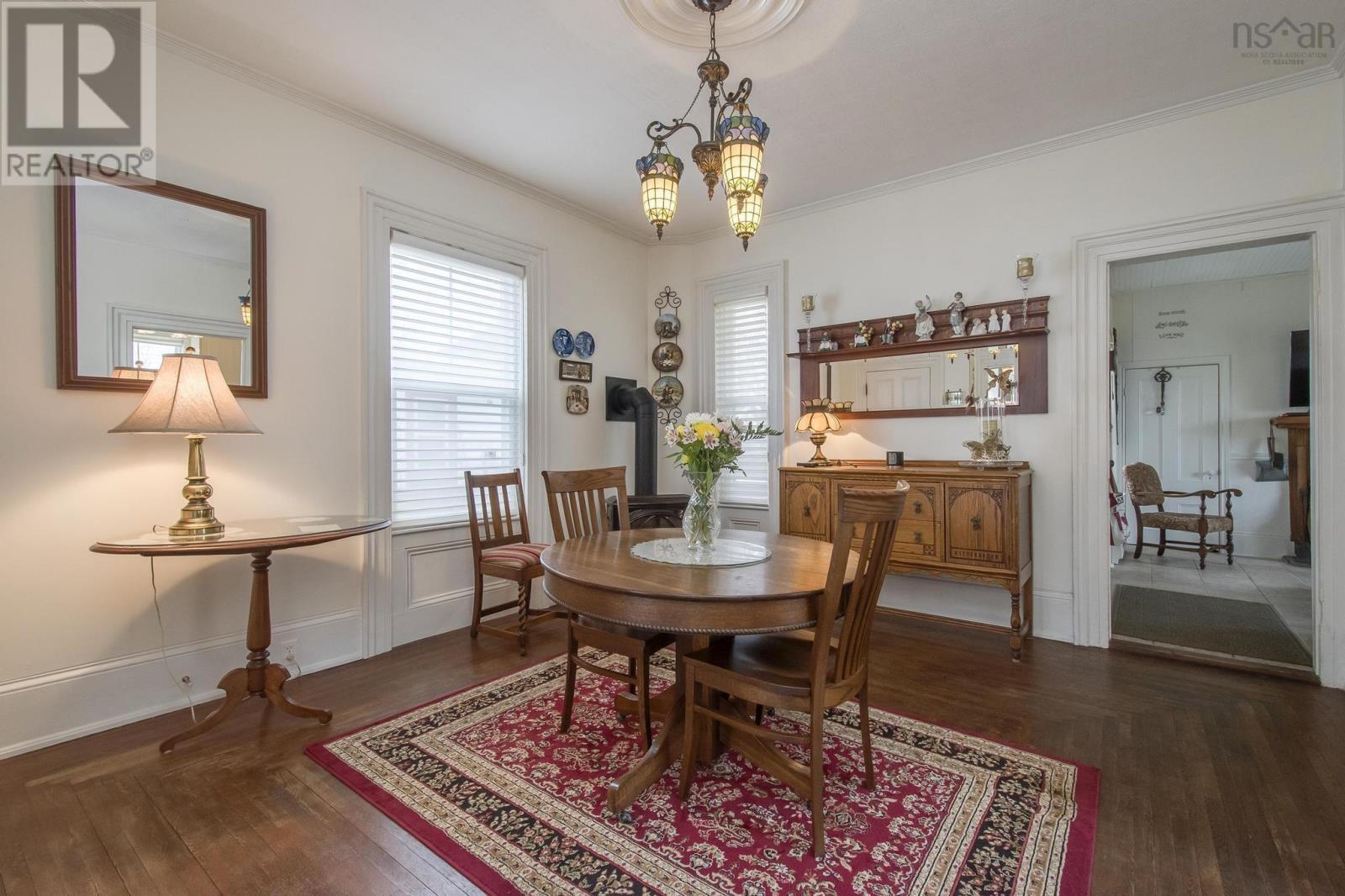 51 Fox Street, Lunenburg, Nova Scotia  B0J 2C0 - Photo 9 - 202504356