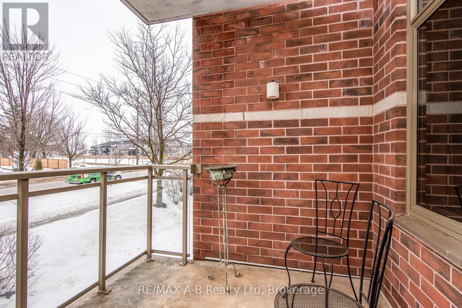 202 - 400 Romeo Street N, Stratford, Ontario  N5A 0A2 - Photo 18 - X12006220