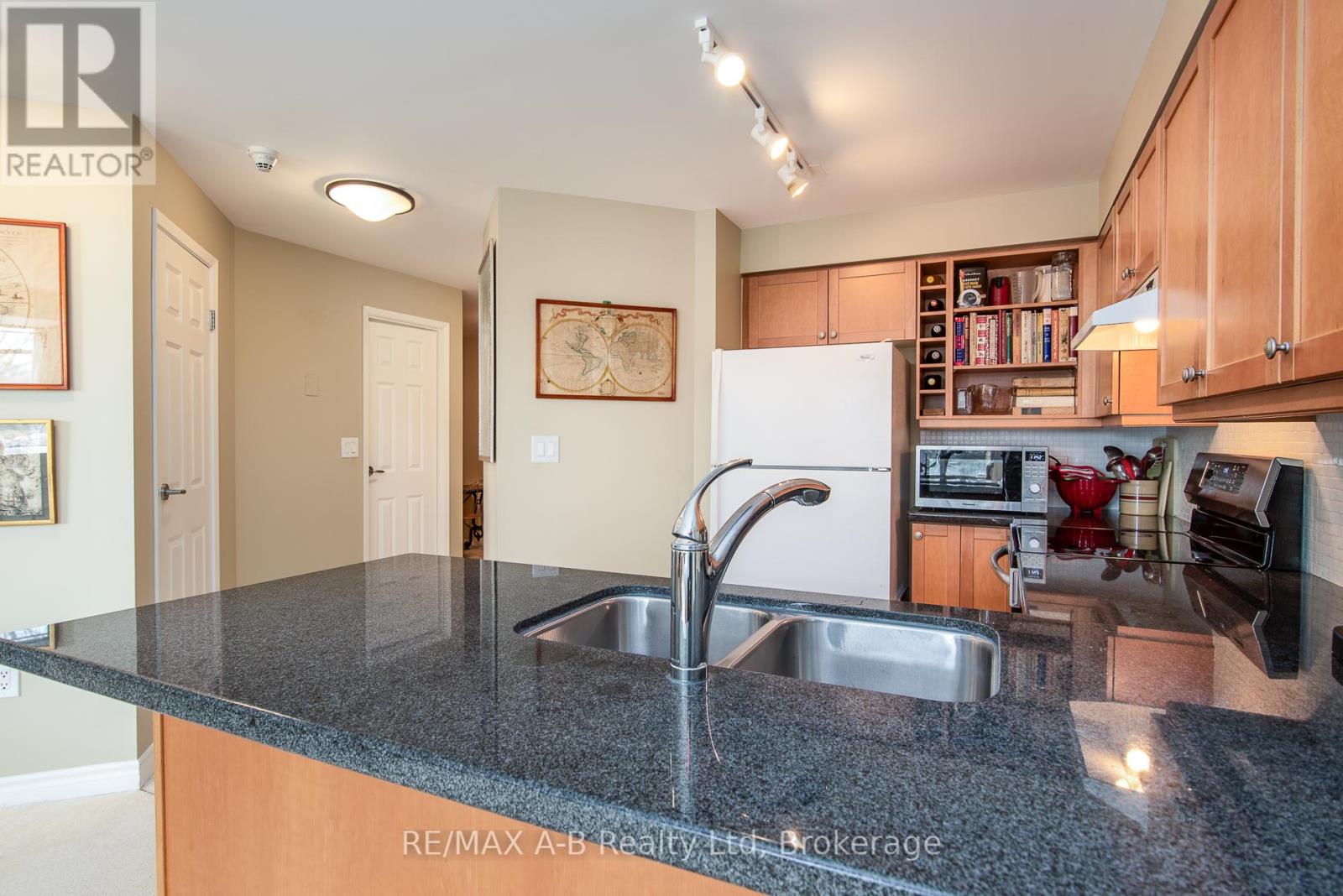 202 - 400 Romeo Street N, Stratford, Ontario  N5A 0A2 - Photo 22 - X12006220