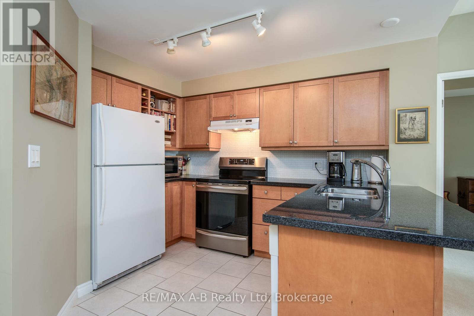 202 - 400 Romeo Street N, Stratford, Ontario  N5A 0A2 - Photo 23 - X12006220