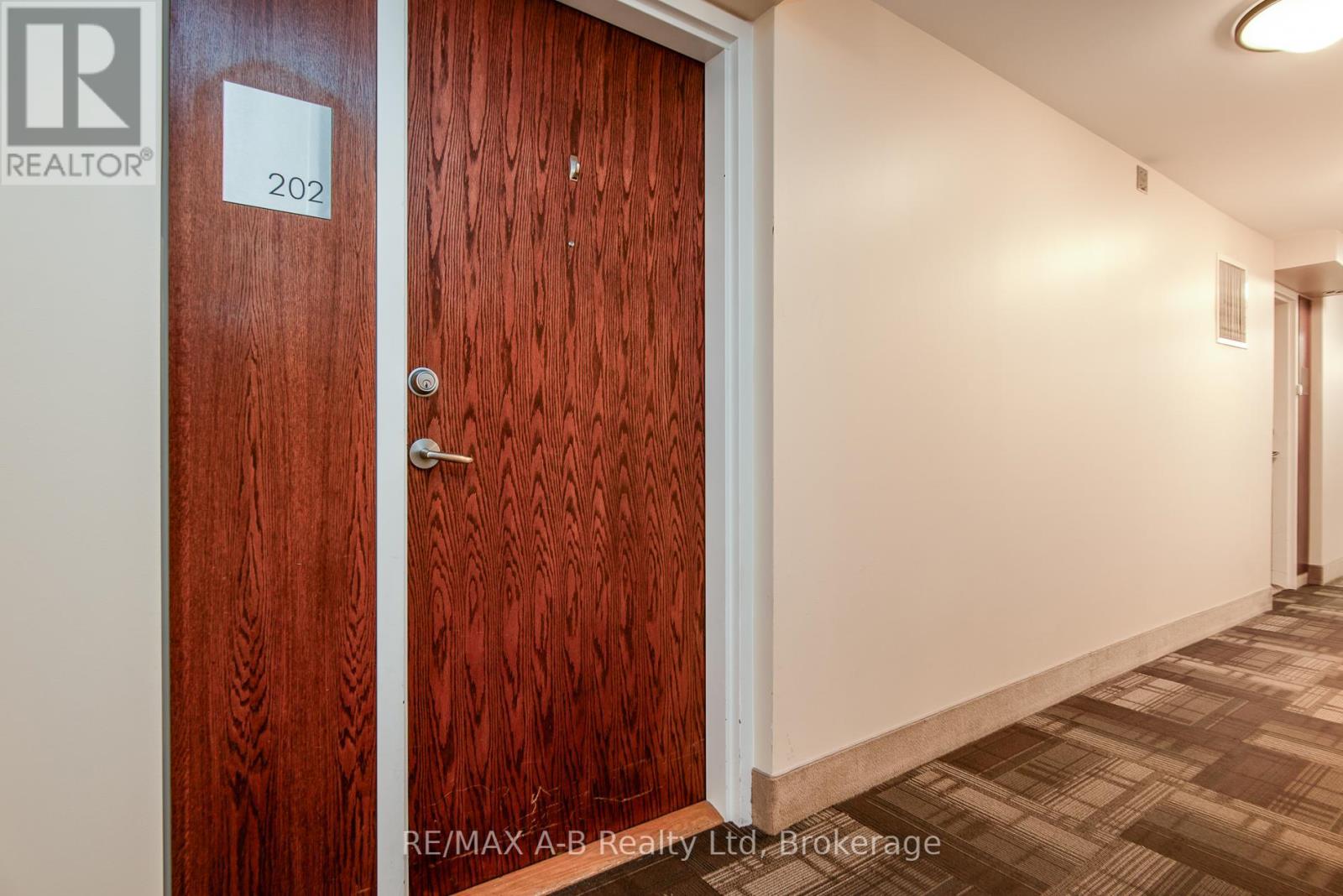 202 - 400 Romeo Street N, Stratford, Ontario  N5A 0A2 - Photo 37 - X12006220