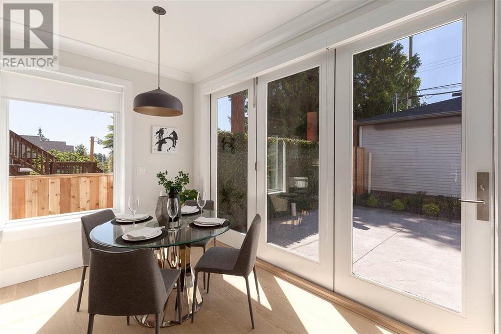 Listing Picture 11 of 37 : 828 E 13TH AVENUE, Vancouver / 溫哥華 - 魯藝地產 Yvonne Lu Group - MLS Medallion Club Member