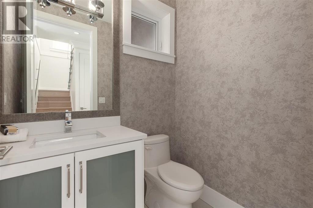 Listing Picture 18 of 37 : 828 E 13TH AVENUE, Vancouver / 溫哥華 - 魯藝地產 Yvonne Lu Group - MLS Medallion Club Member