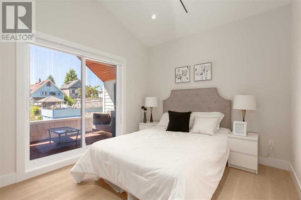 Listing Picture 28 of 37 : 828 E 13TH AVENUE, Vancouver / 溫哥華 - 魯藝地產 Yvonne Lu Group - MLS Medallion Club Member