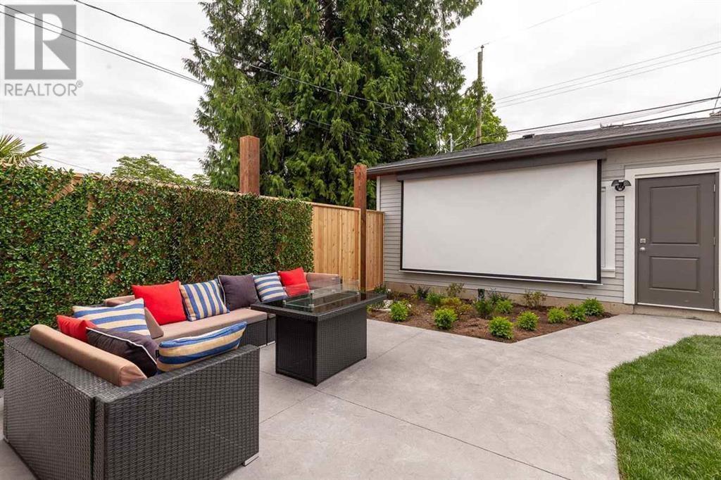 Listing Picture 35 of 37 : 828 E 13TH AVENUE, Vancouver / 溫哥華 - 魯藝地產 Yvonne Lu Group - MLS Medallion Club Member