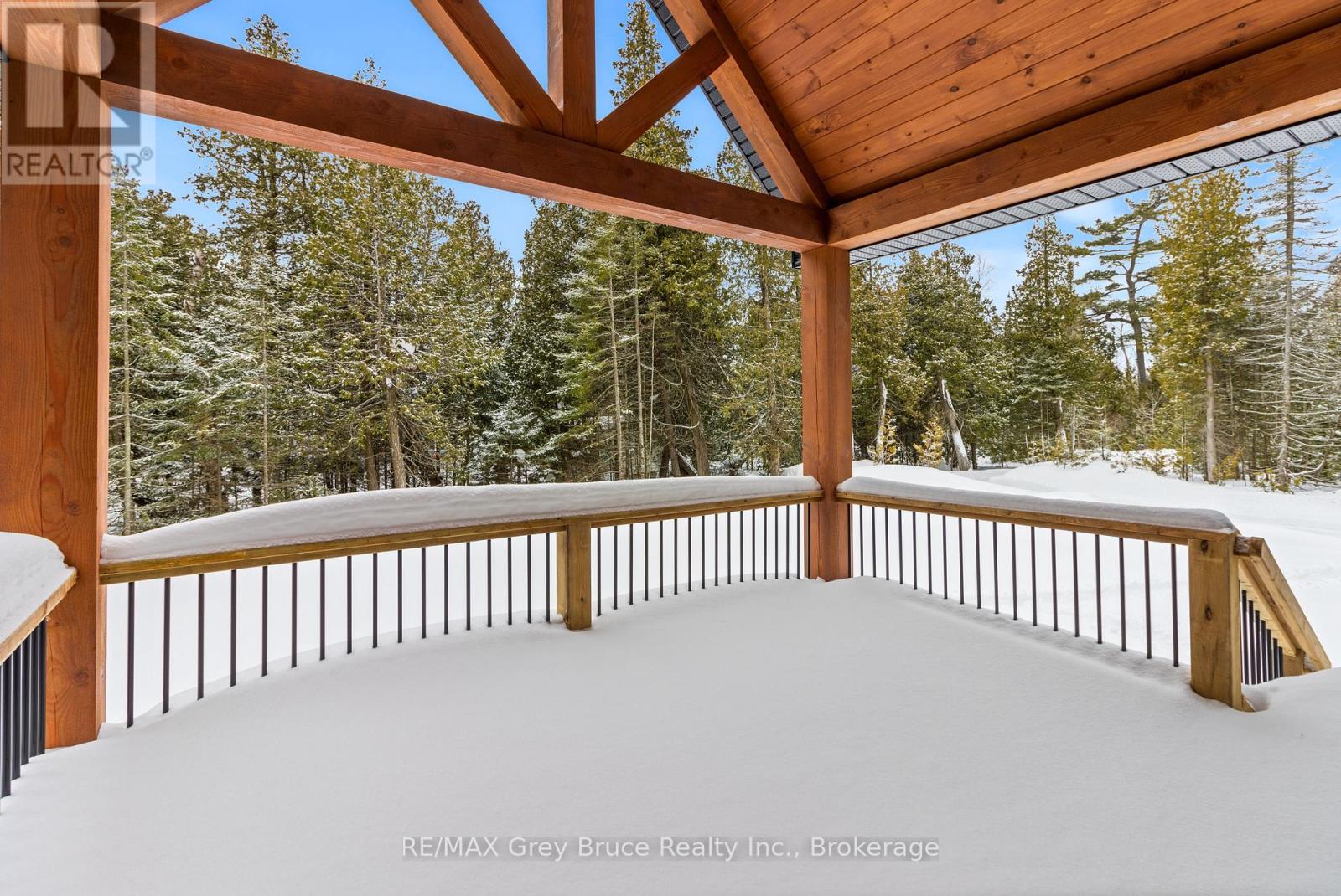 351 Eagle Road, Northern Bruce Peninsula, Ontario  N0H 2R0 - Photo 38 - X12006239