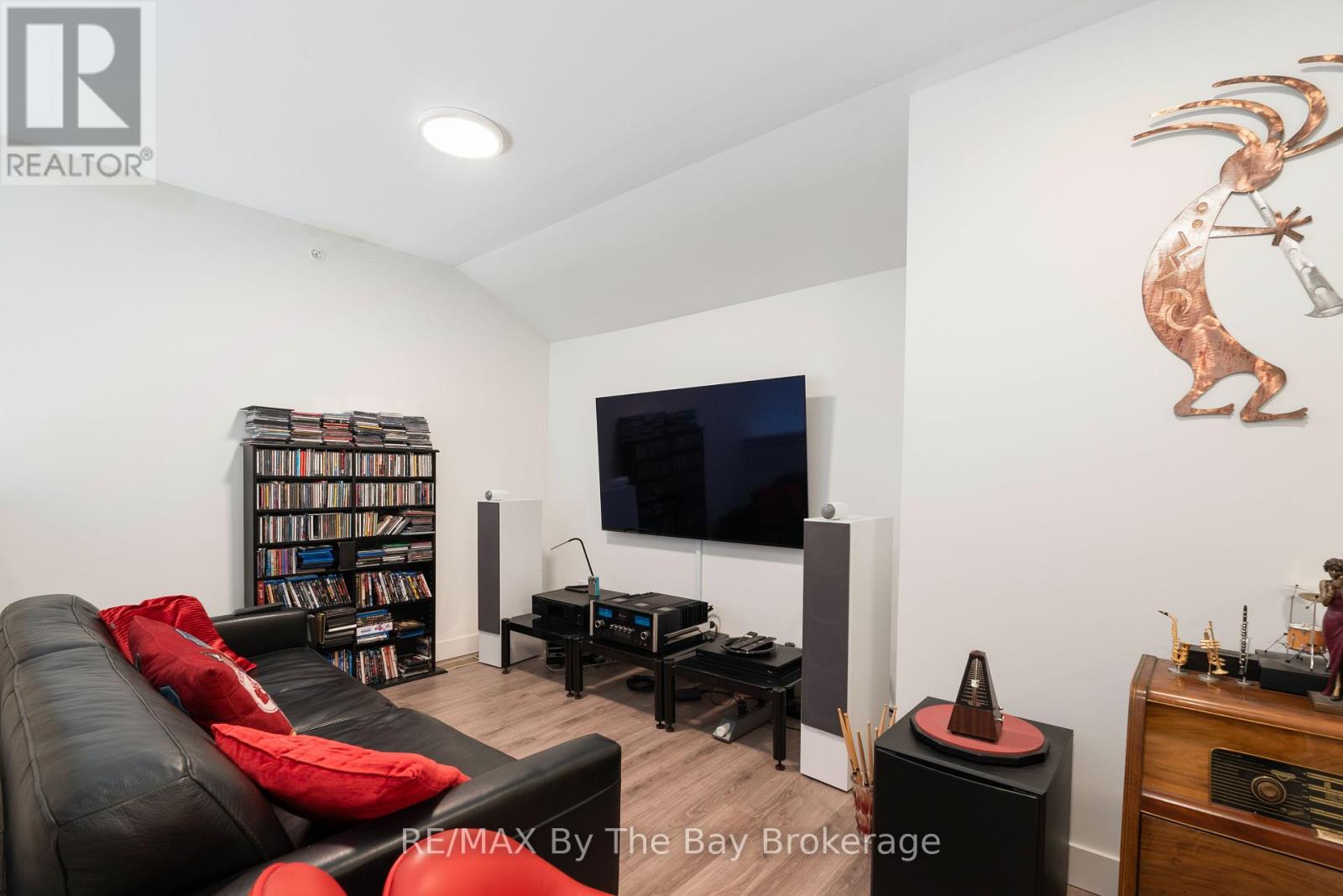 404 - 20 Beckwith Lane, Blue Mountains, Ontario  L9Y 3B6 - Photo 25 - X12006267