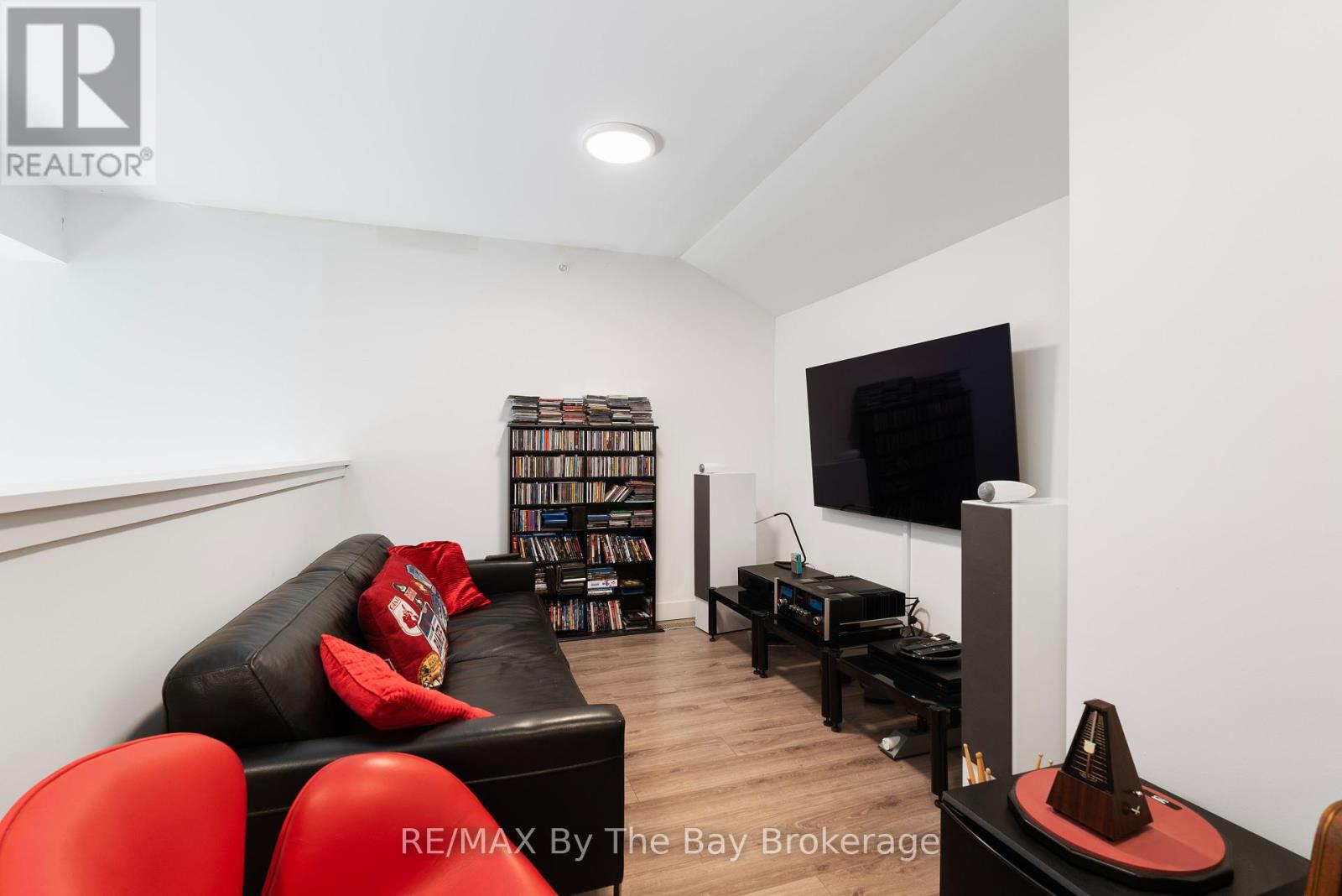 404 - 20 Beckwith Lane, Blue Mountains, Ontario  L9Y 3B6 - Photo 26 - X12006267