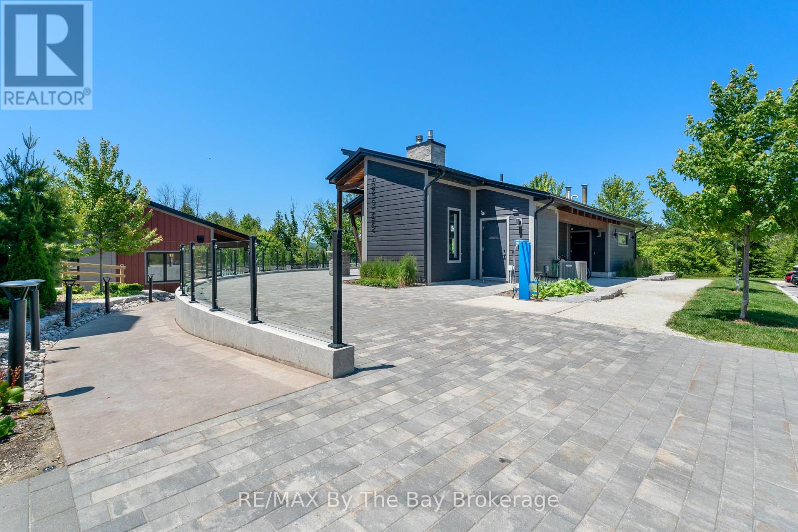 404 - 20 Beckwith Lane, Blue Mountains, Ontario  L9Y 3B6 - Photo 28 - X12006267