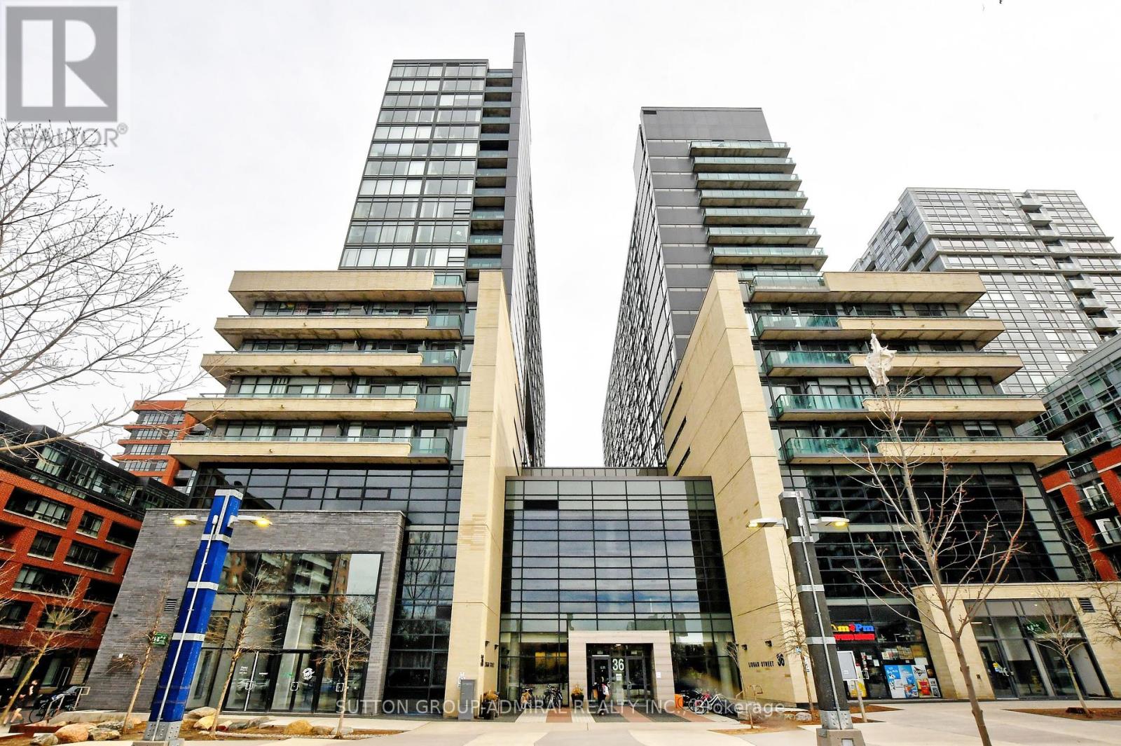 Property at 1111E - 36 LISGAR STREET image 1