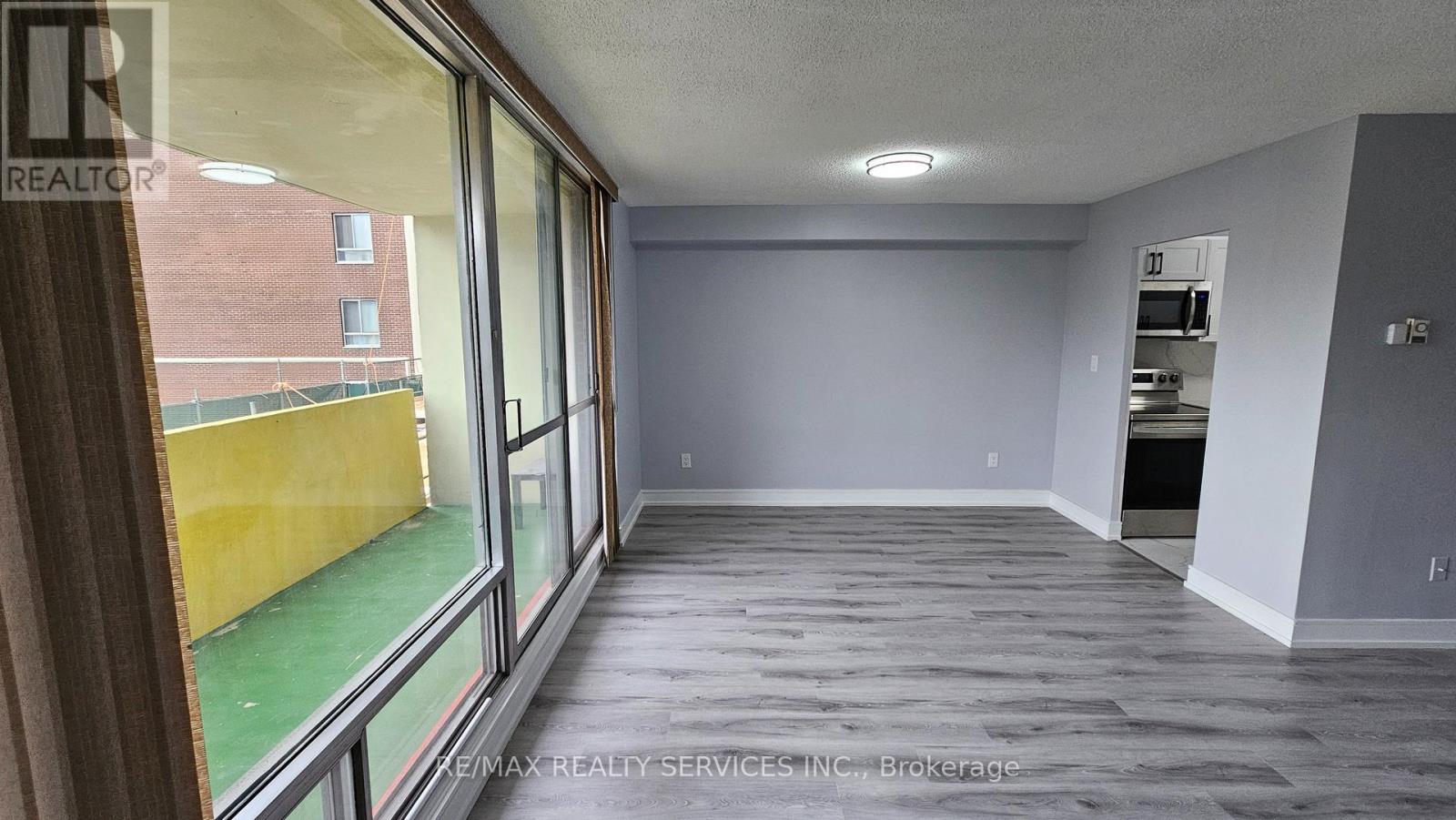 207 - 1 Massey Square, Toronto, Ontario  M4C 5L4 - Photo 23 - E12006270