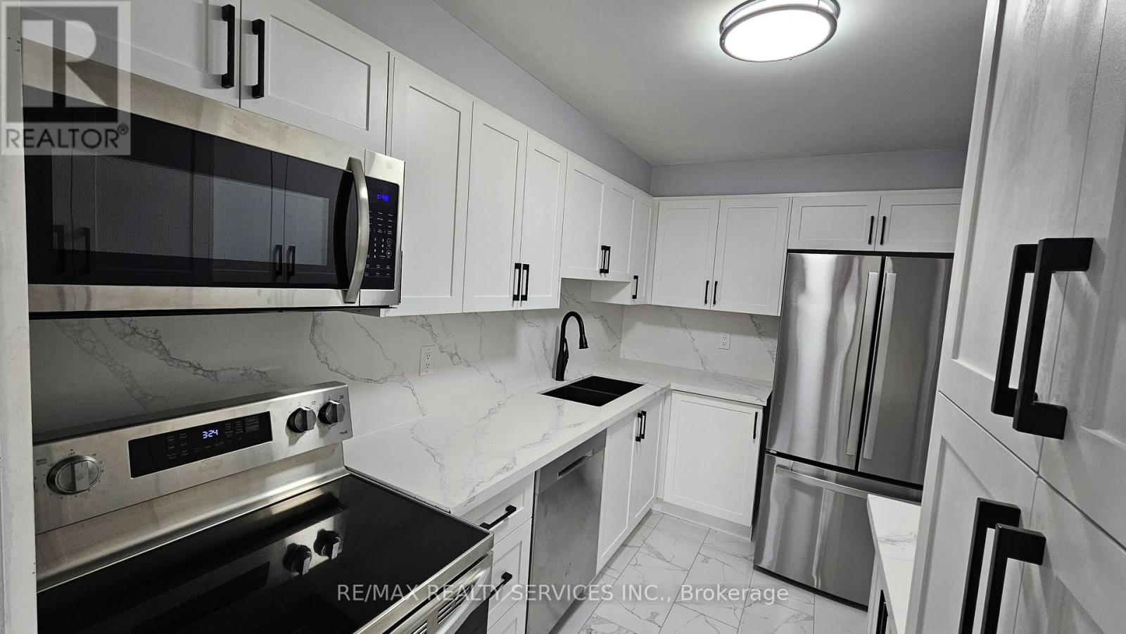 207 - 1 Massey Square, Toronto, Ontario  M4C 5L4 - Photo 7 - E12006270