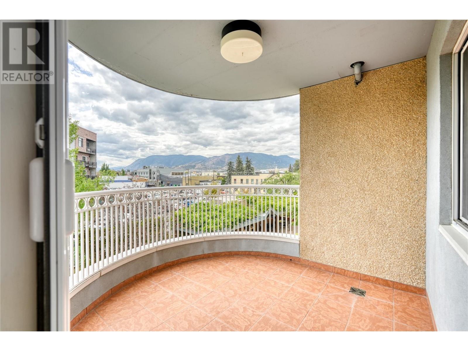 86 Lakeshore Drive Unit# 304, Penticton, British Columbia  V2A 1B5 - Photo 15 - 10337670