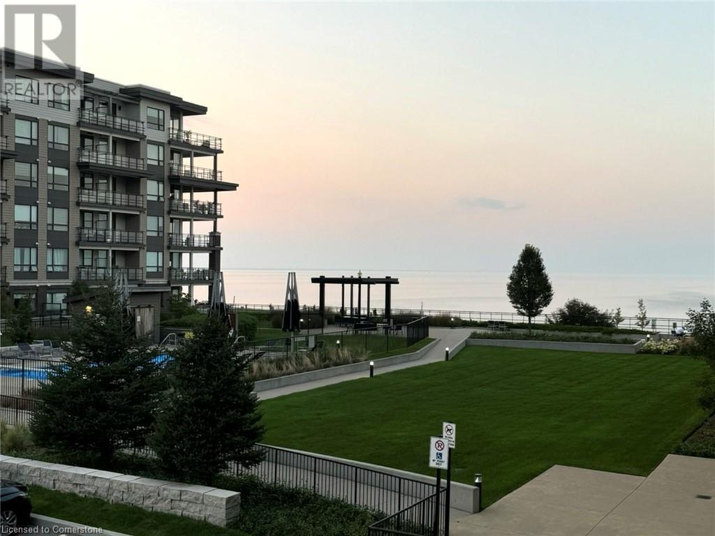 10 Esplanade Lane Unit# 215, Grimsby, Ontario  L3M 0H1 - Photo 2 - 40701811