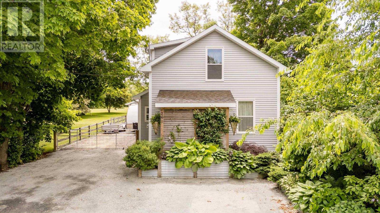 261 Main Street, Berwick, Nova Scotia  B0P 1E0 - Photo 2 - 202504372